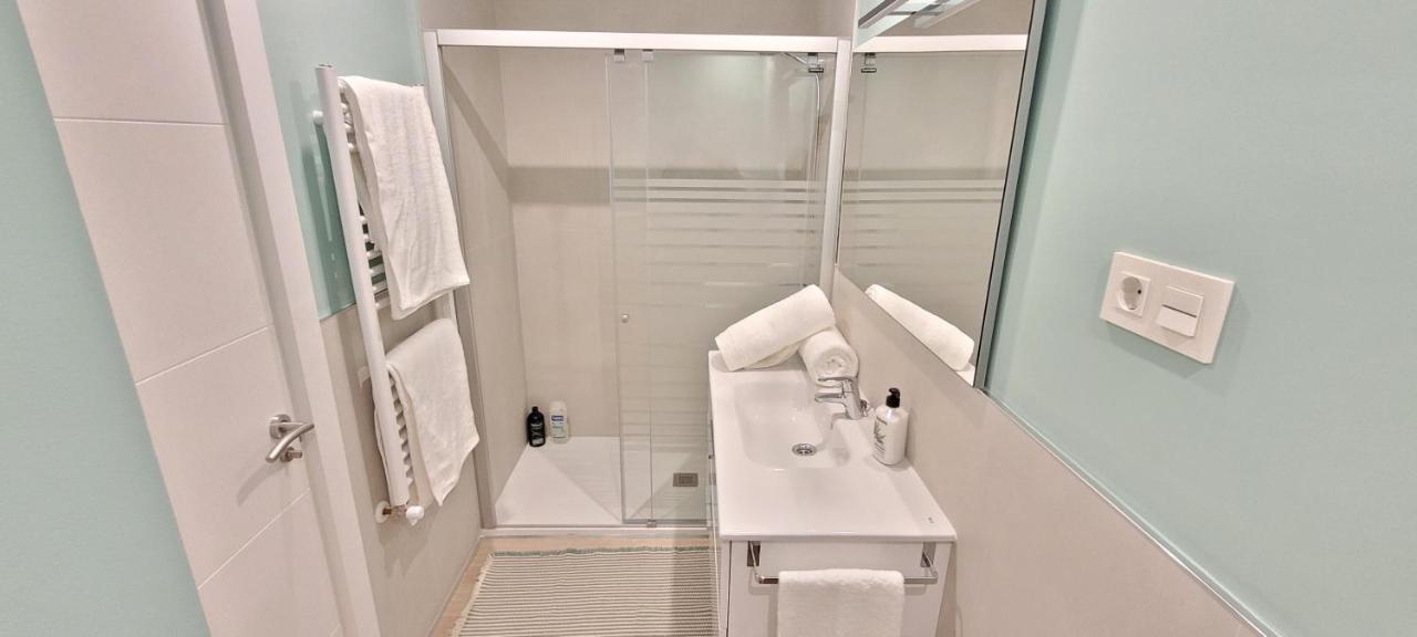 Apartment Cozy White In Getxo